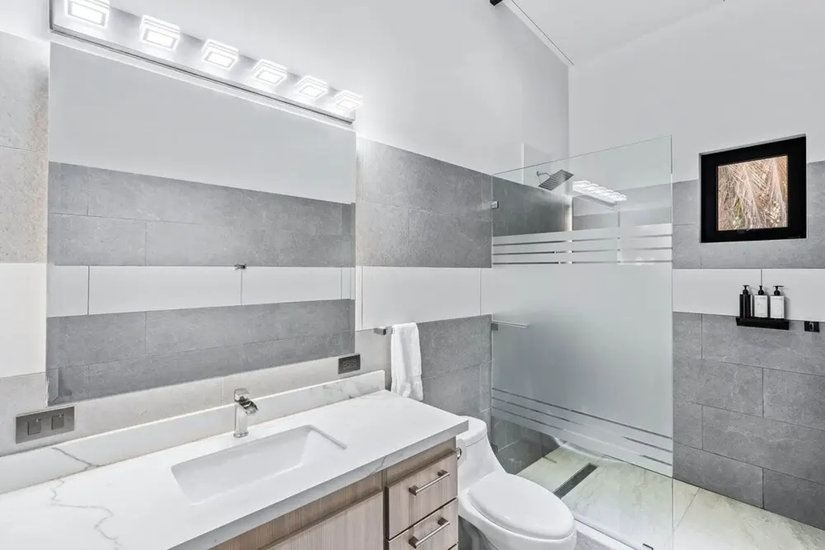 Brand-New 6BD Giant with Private Pool by SPCR