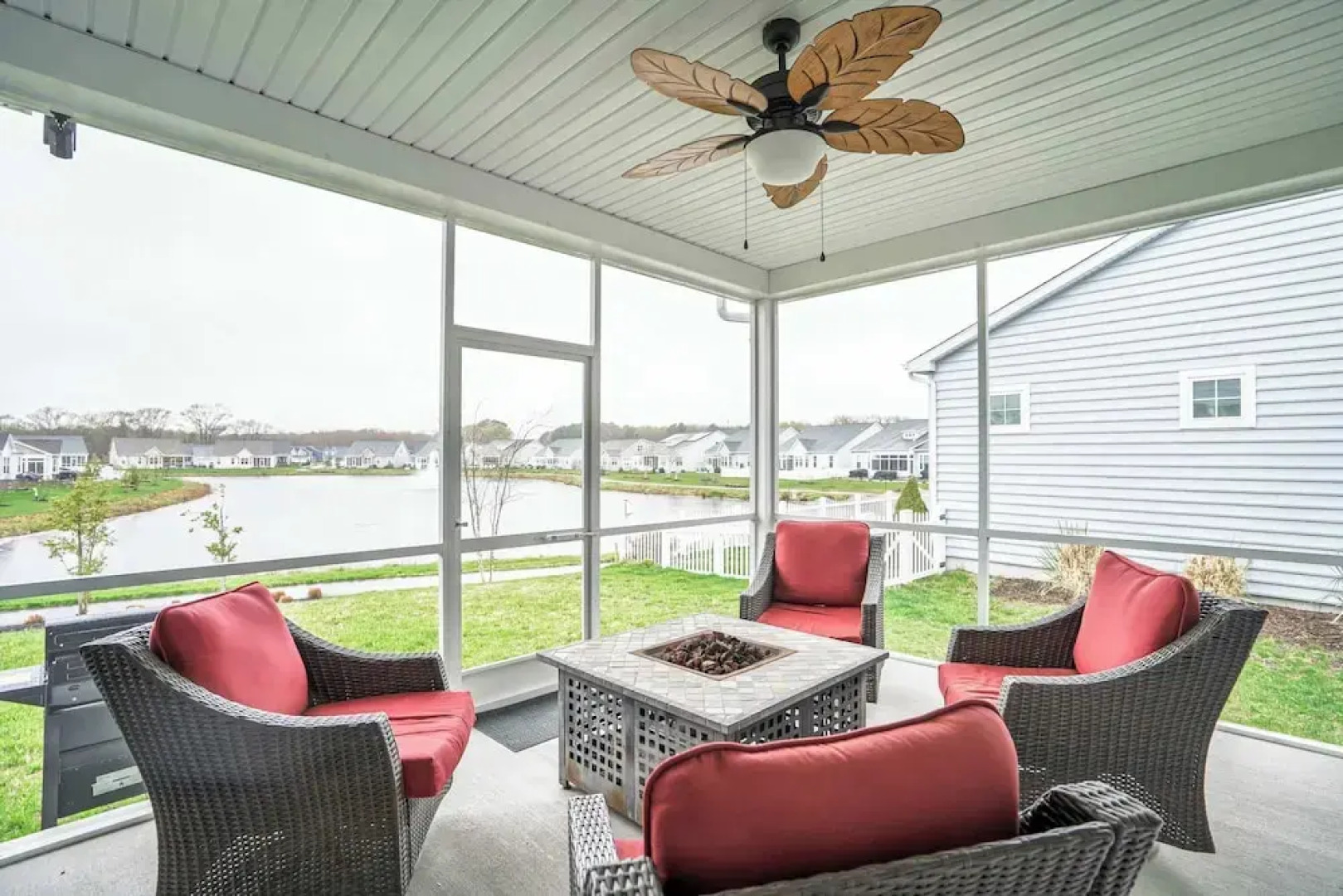 Wild Air Getaway For 12!