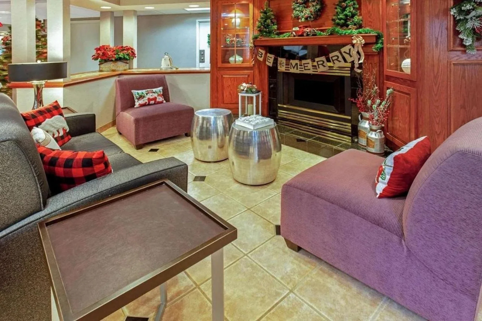 La Quinta Inn And Suites Milwaukee Delafield