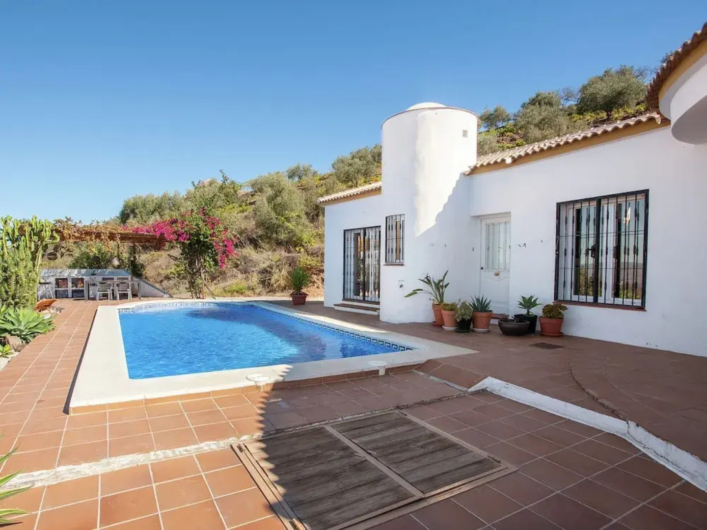 Villa in Arenas With Private Pool and Breathtaking Views