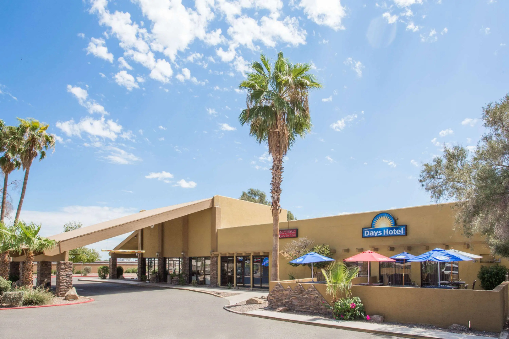 The Grand Inn