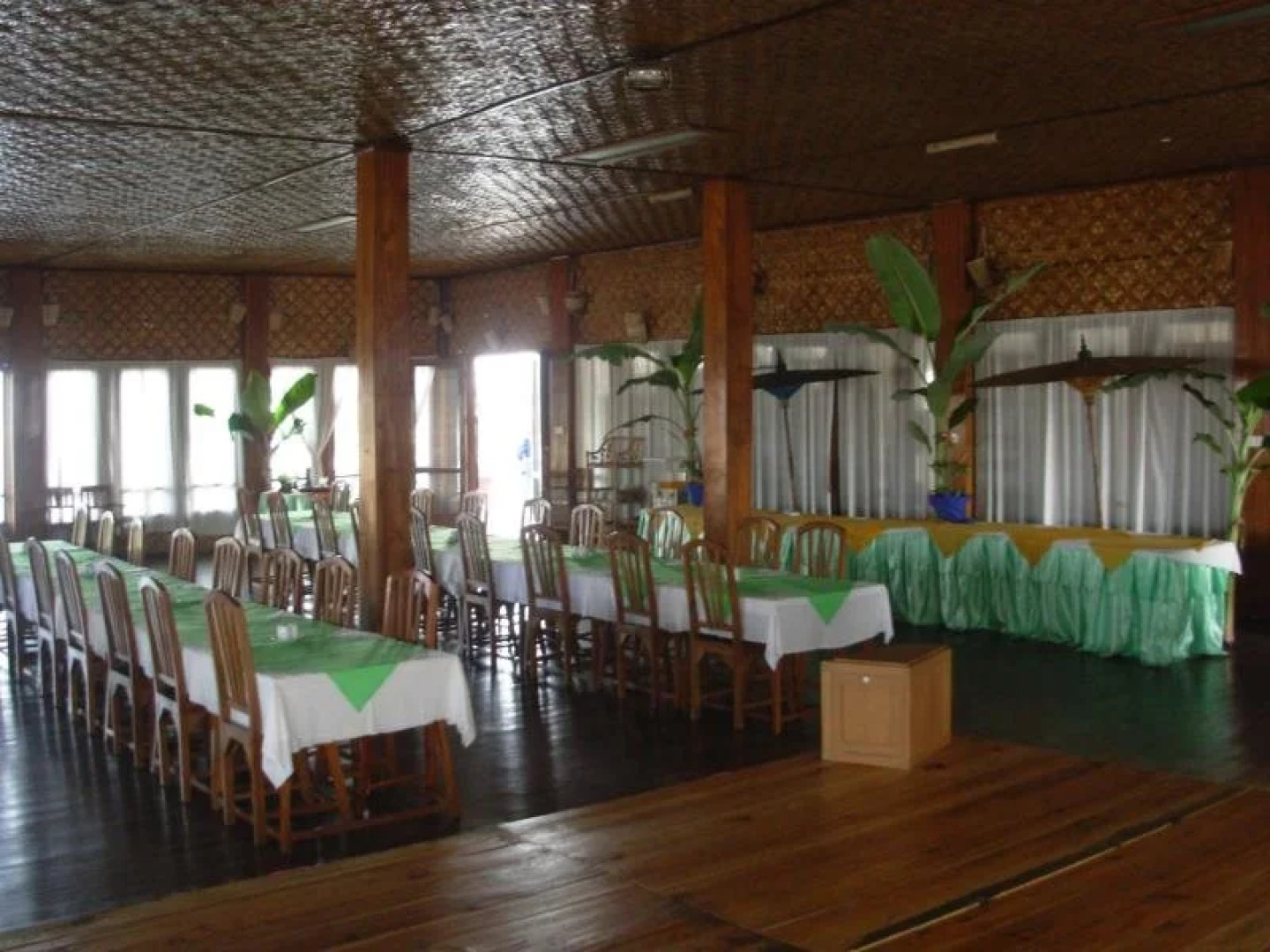 Golden Island Cottages - Nampan