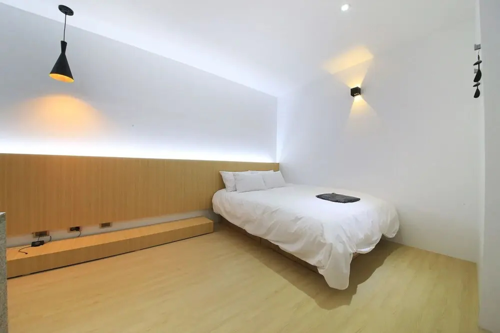 Indeokwon Brownstone