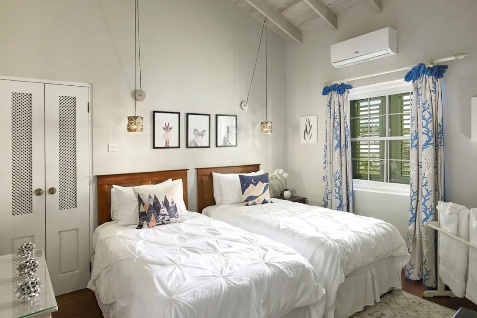 La Paloma by Blue Sky Luxury