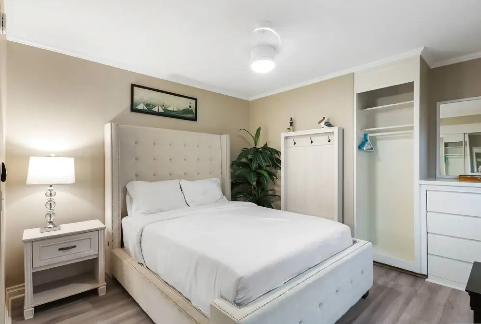 Lower Beach Front Escape Unit A