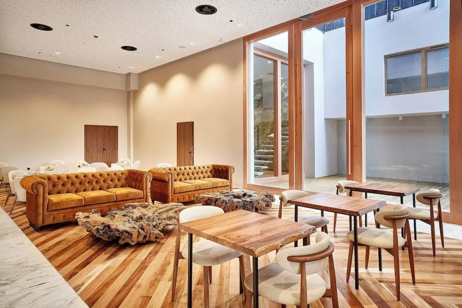 The Log Porto Hotel by Piamonte Hotels