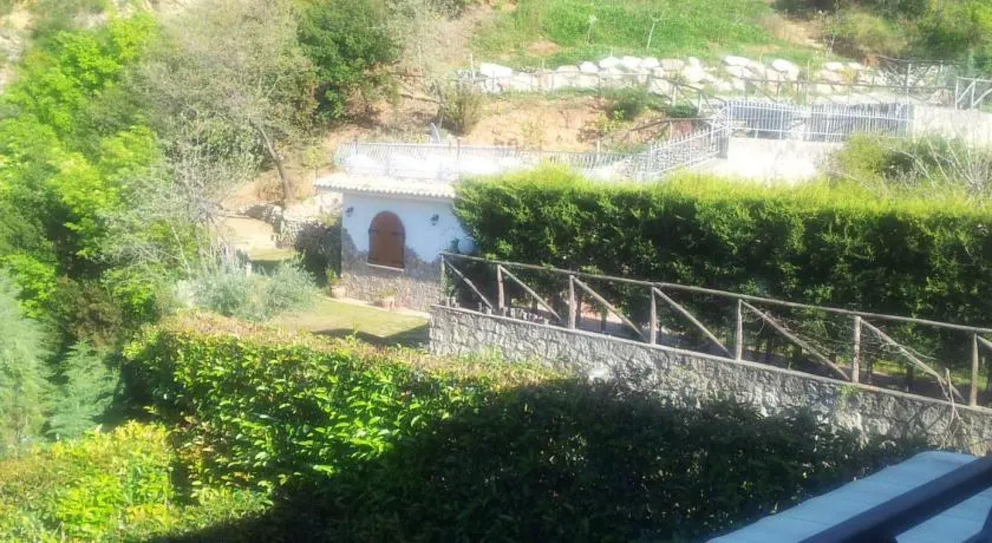 Charming and romantic refuge with secret garden