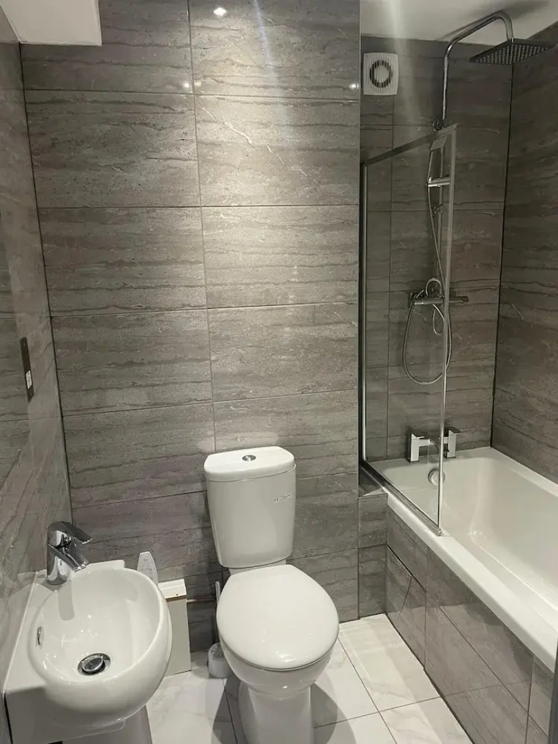 Icon Mews Southend  with FREE WiFi