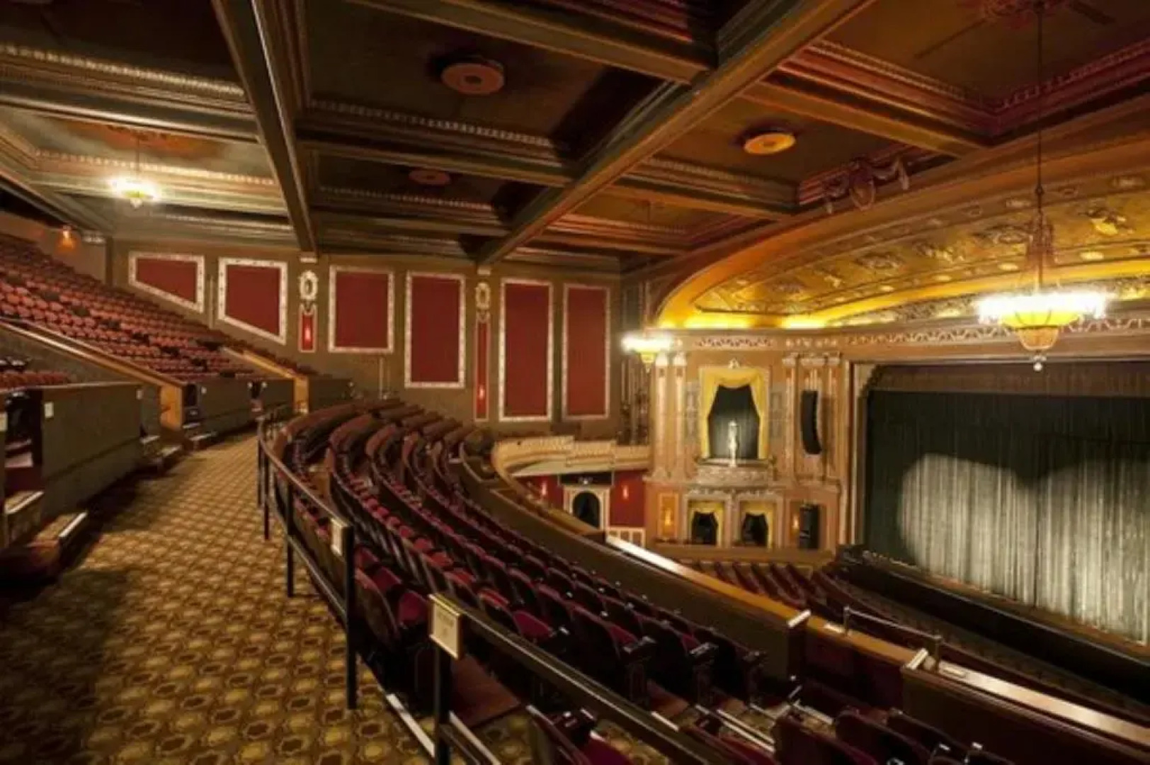 Suburban Studios Triadelphia - Wheeling at The Highlands