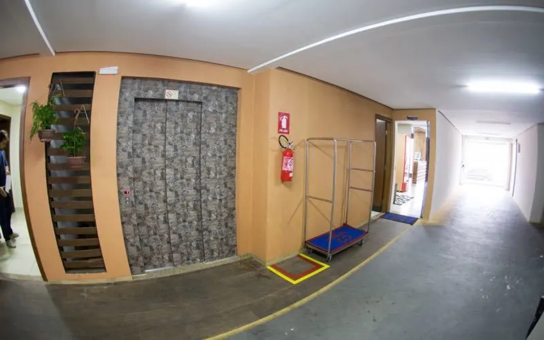 Solare Suites American