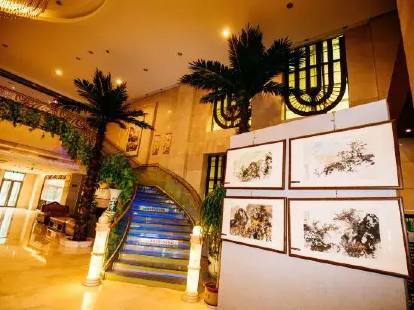 Qingzhou Hefeng Hot Spring Hotel