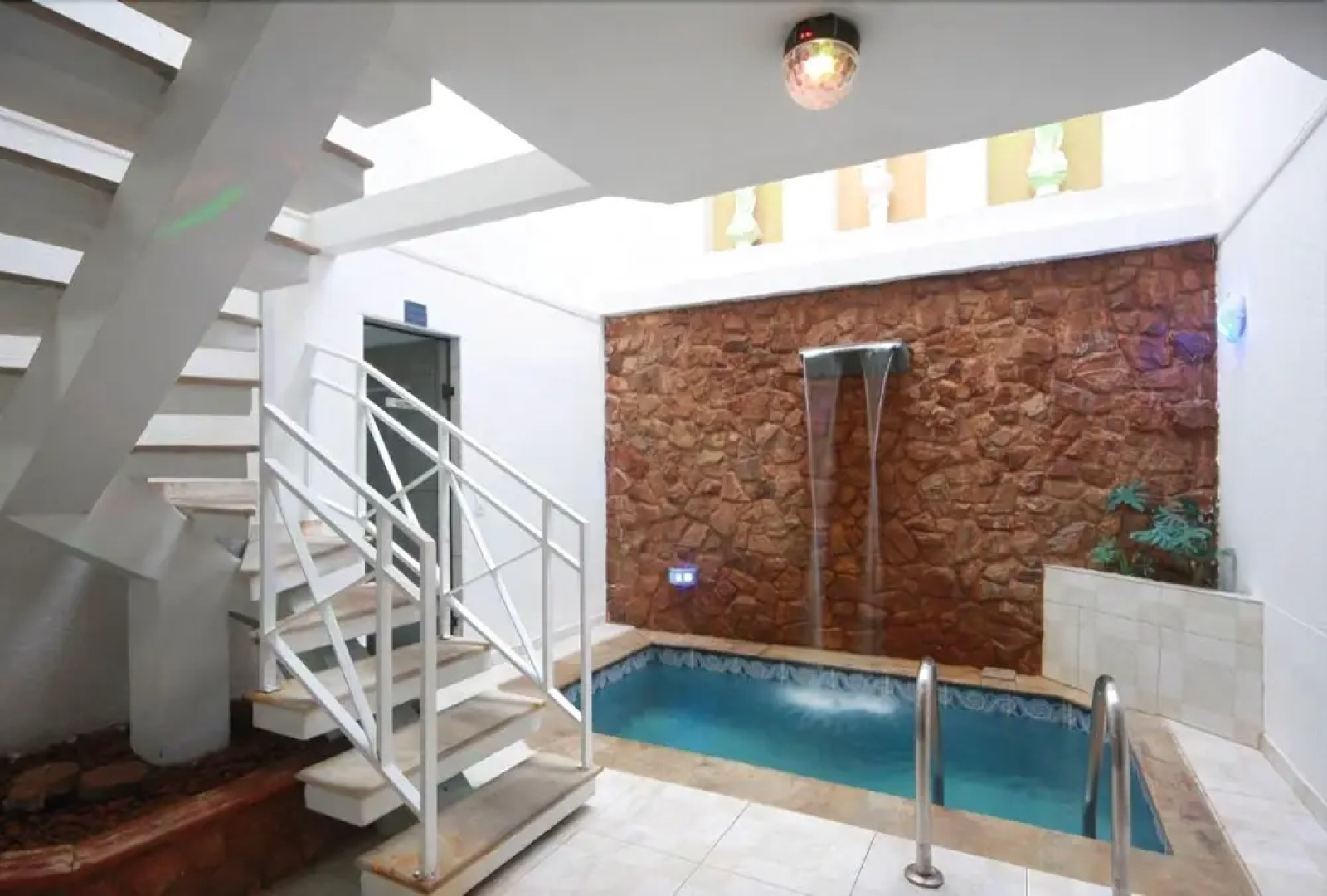 Motel Sensação - Adults Only