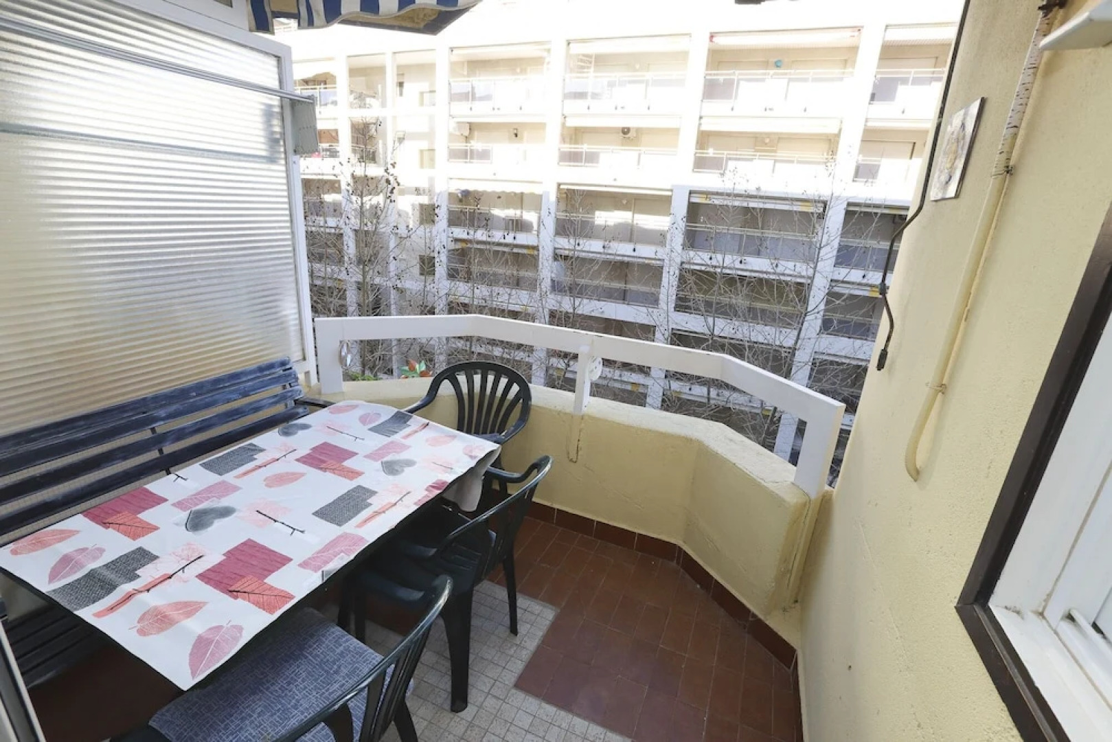 UHC Alborán Apartments