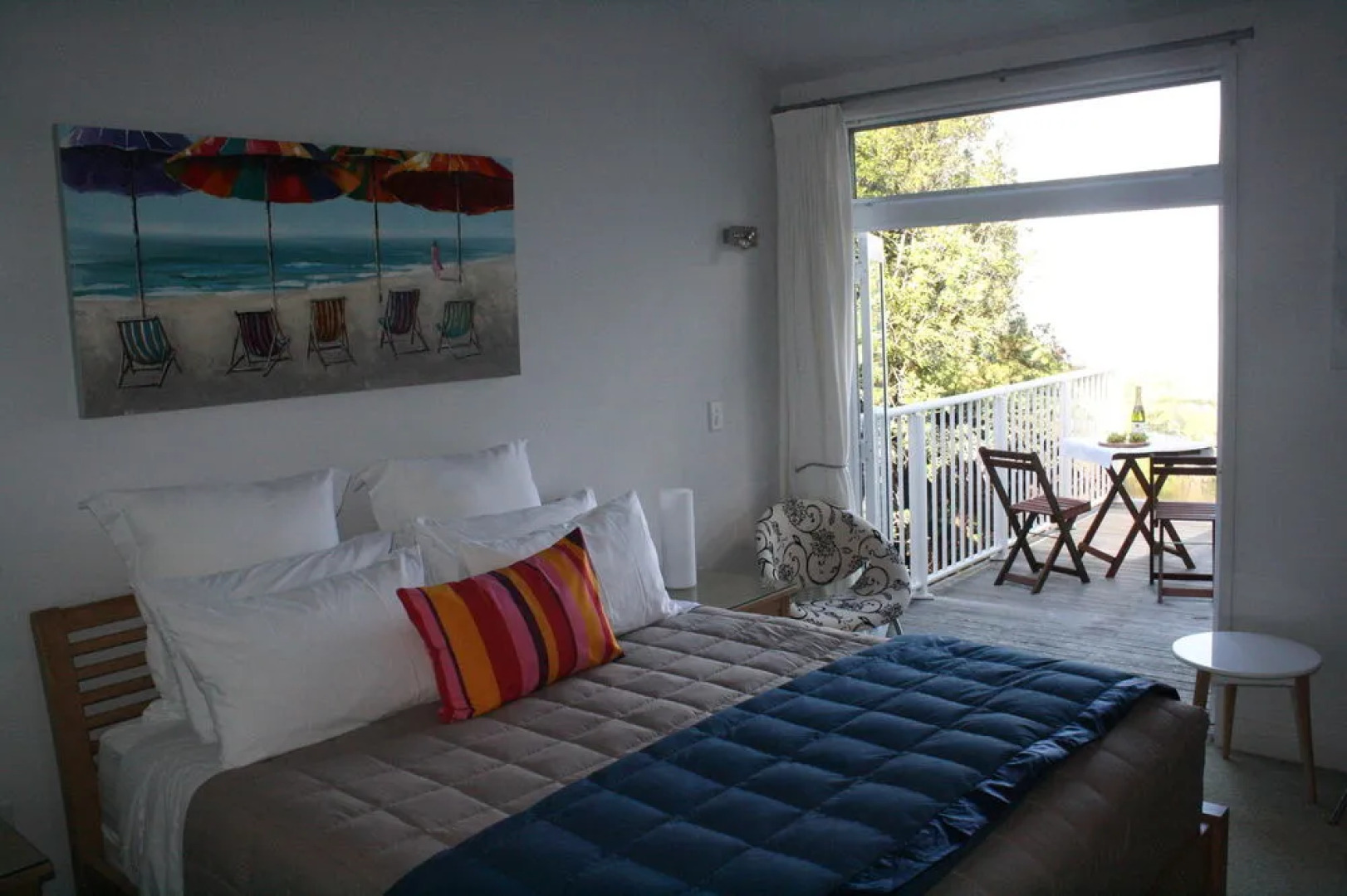 Russell View Apartments