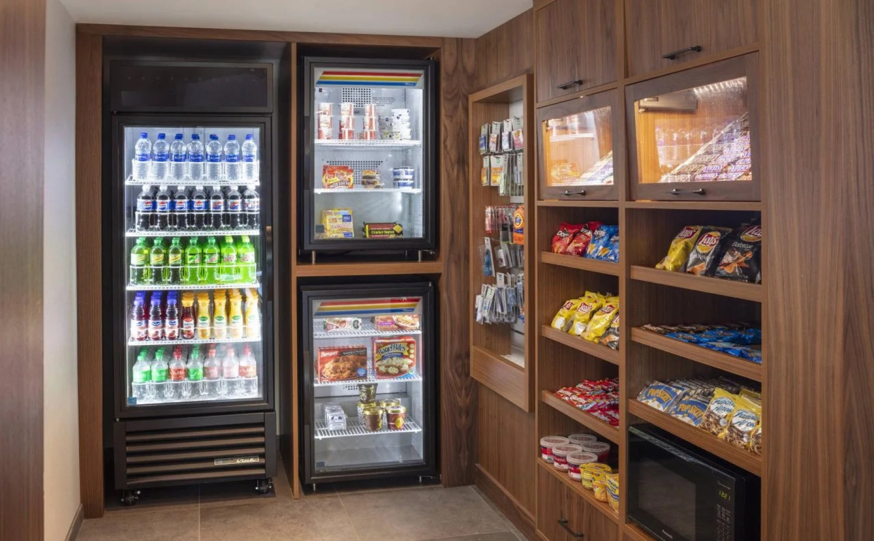 Fairfield by Marriott Inn & Suites Providence Airport Warwick