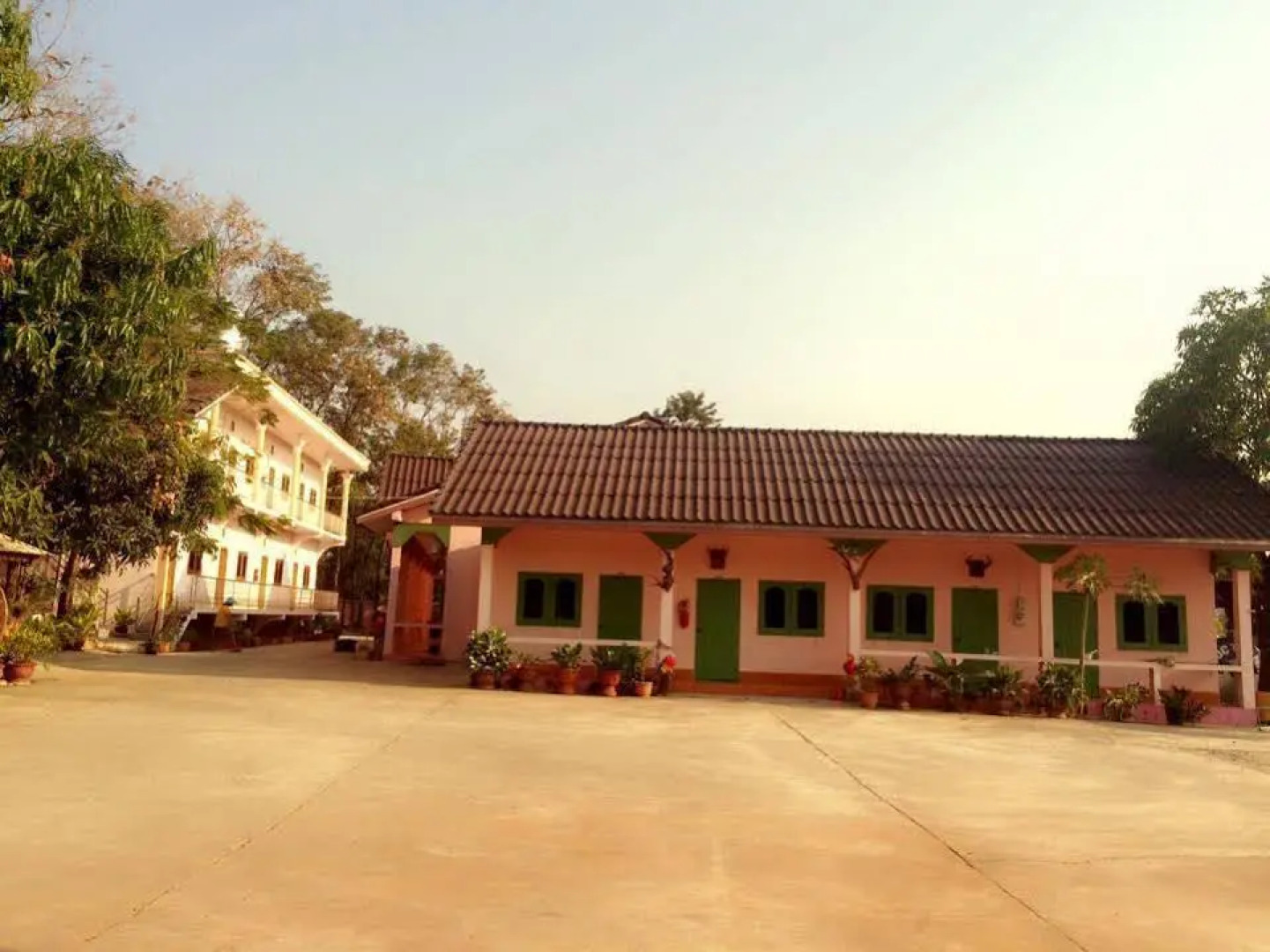 Phetchinda Guesthouse
