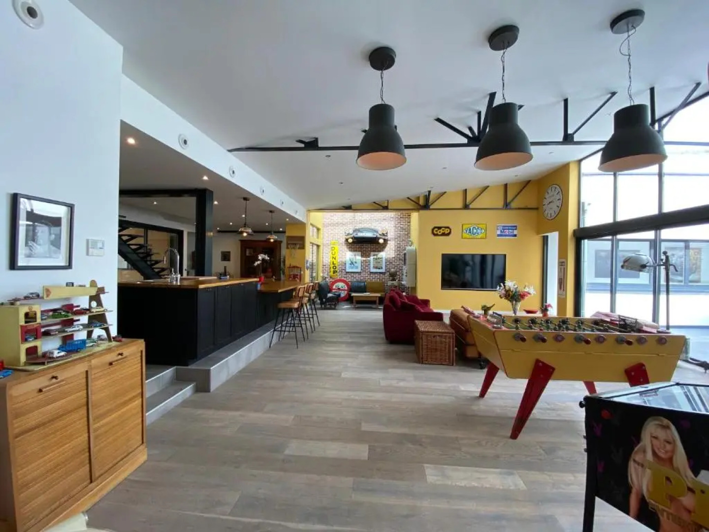 Loft Spa Reims-fr 200m2 privatifs, piscine intérieure chauffée, spa et parking