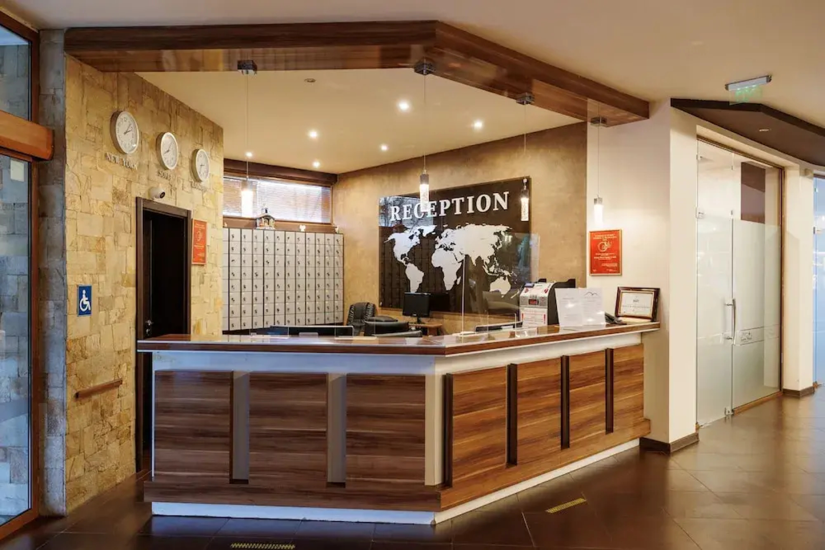 Green Wood Hotel & SPA