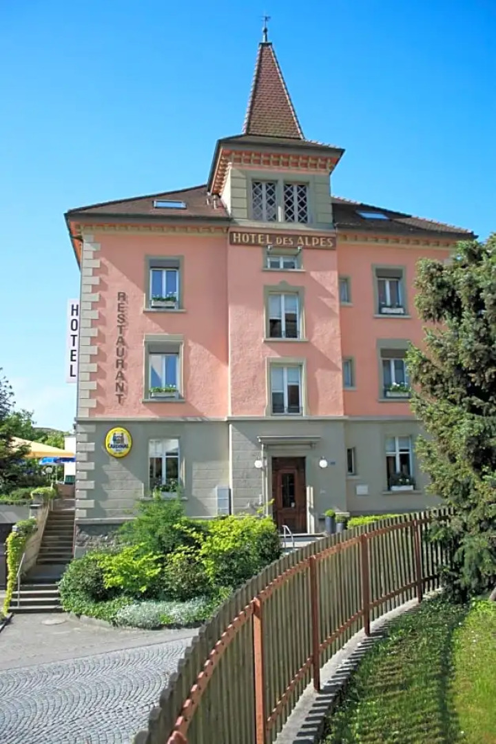Hotel des Alpes