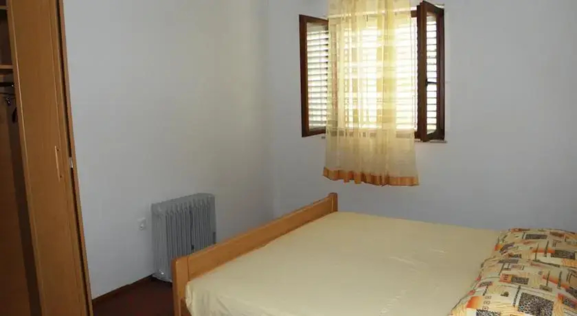 Apartments Njivice Bajcic