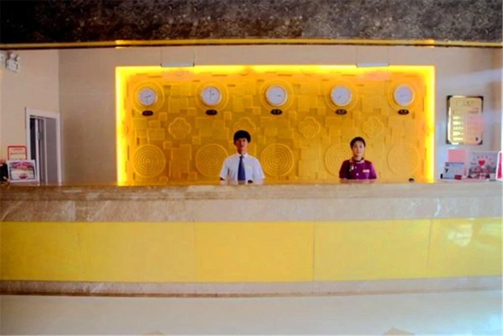 Yinchuan Wangyuan Express Hotel Lanhuahua South Railway Station Branch