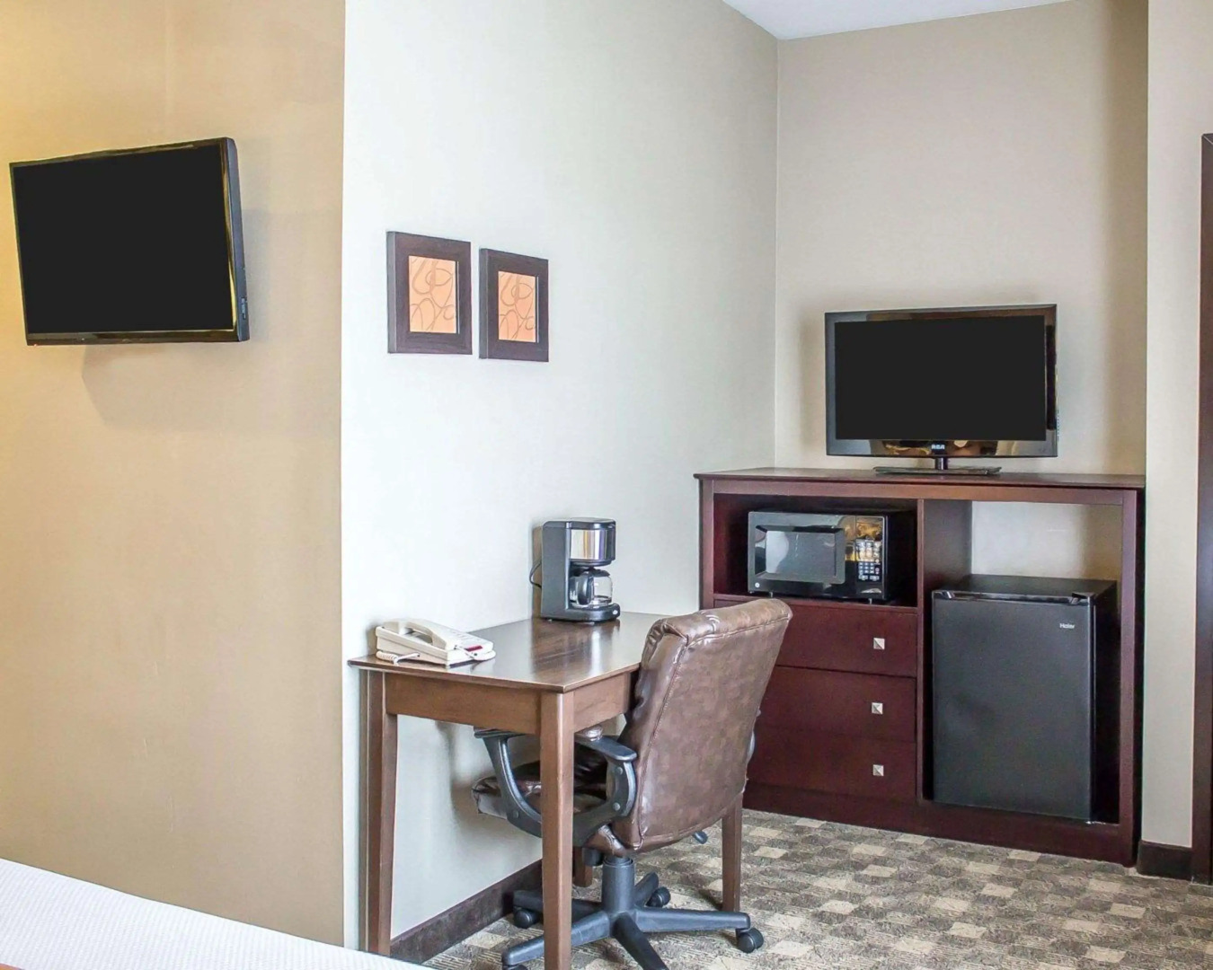 Comfort Suites Perrysburg - Toledo South