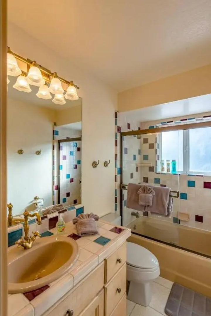 Beautiful 3500sf Lake Tahoe Home W/ Open Layout