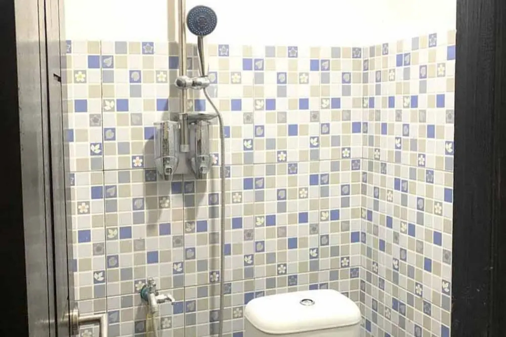 RedDoorz @ Kampkey Tanah Hitam