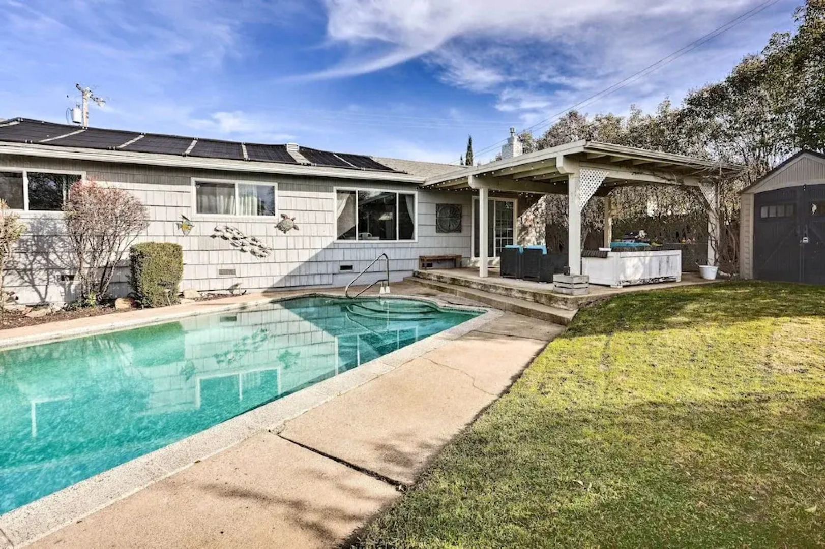 1 Mi to Main Street Sutter Creek: Poolside Oasis!