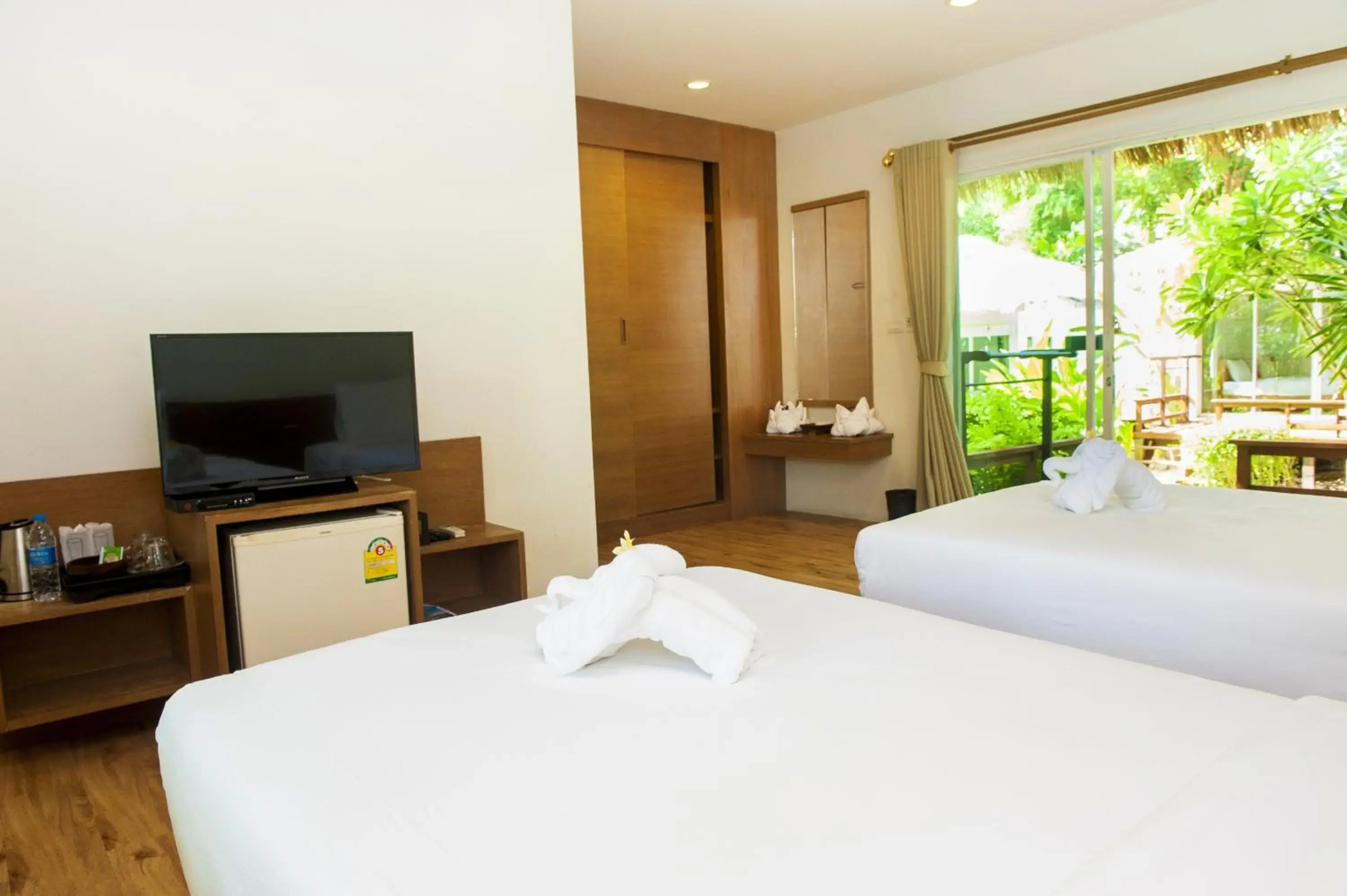 Larissa Samed resort