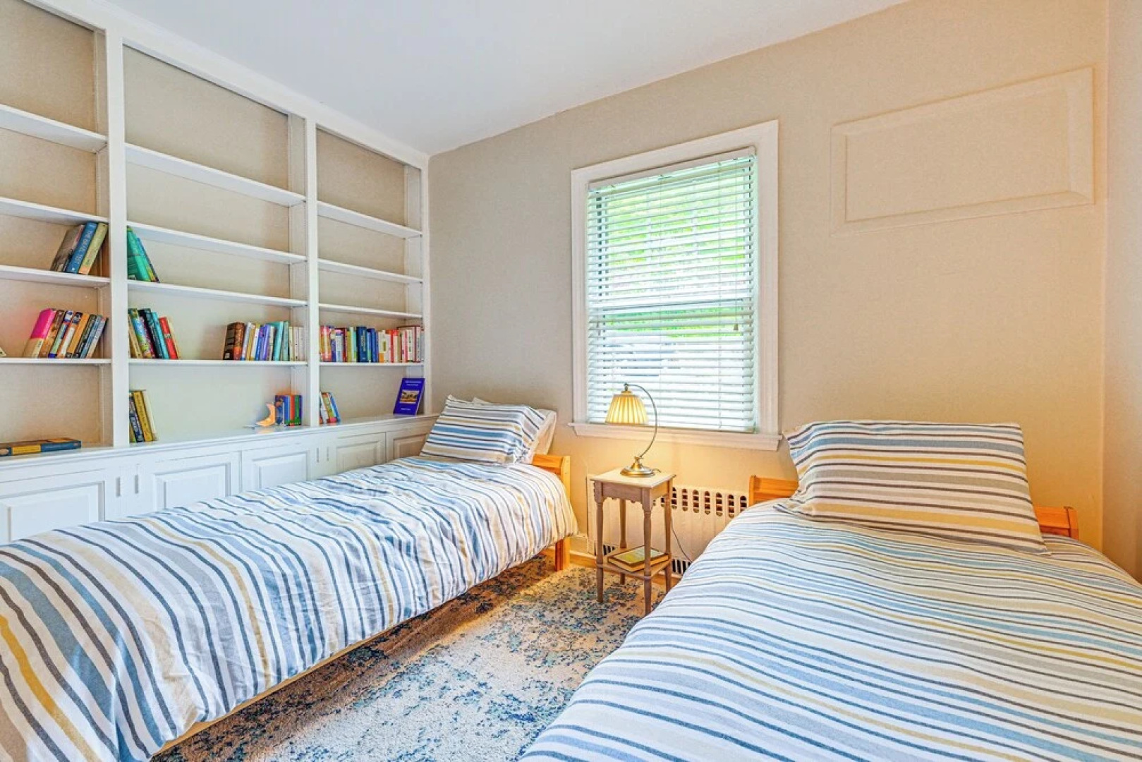 Historic Mamaroneck Guest House - Walk to Harbor!