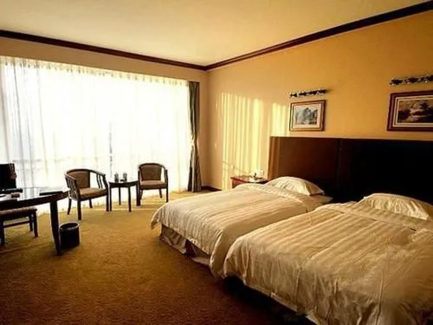 Tianma Business Hotel