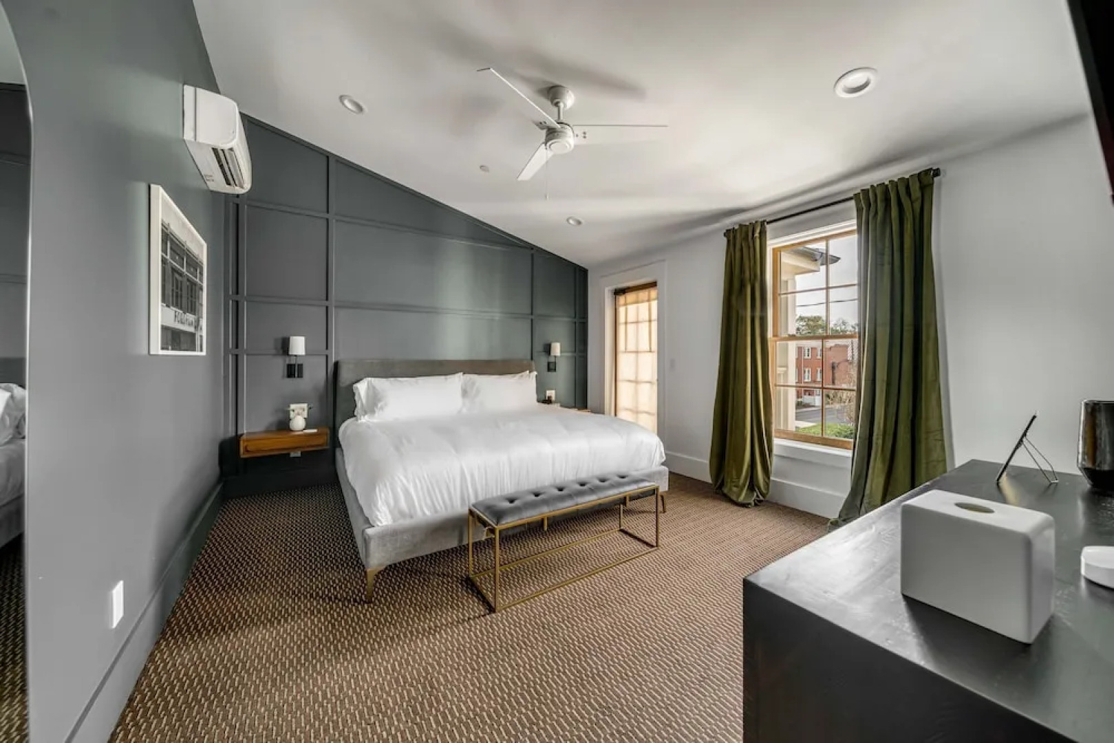 The Emerald Boutique Stays