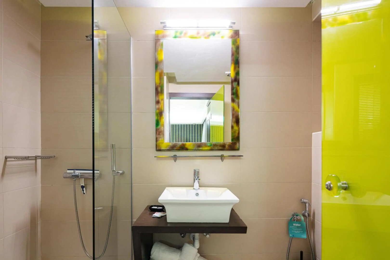 Steris Elegant Beach Hotel