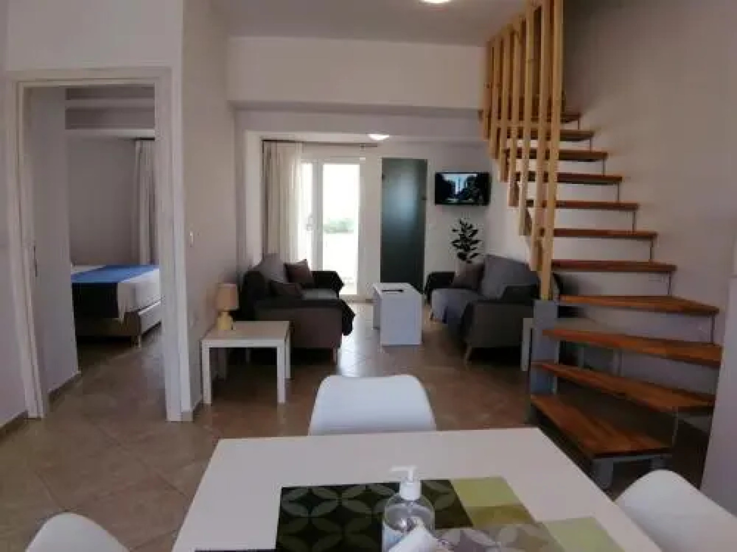 Argiri Apartments & Suites