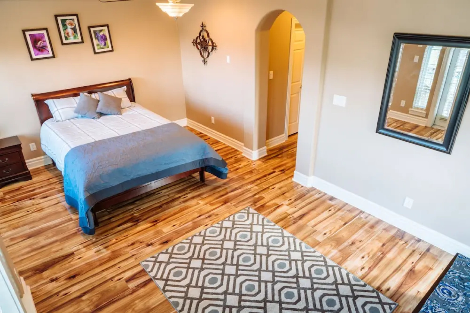 Spacious Kemah Boardwalk Townhome