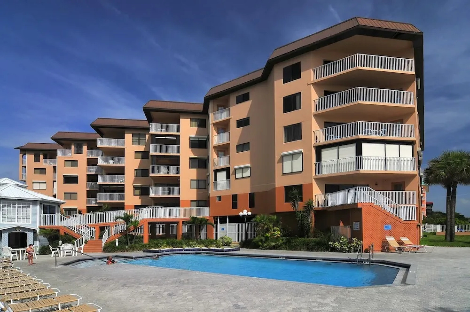 Beach Palms 102 Apartment