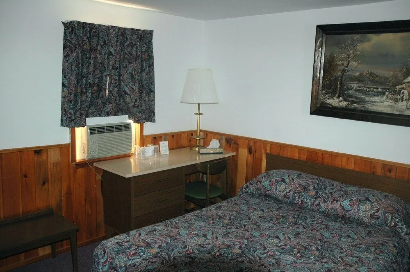 Luzerne Court Motel