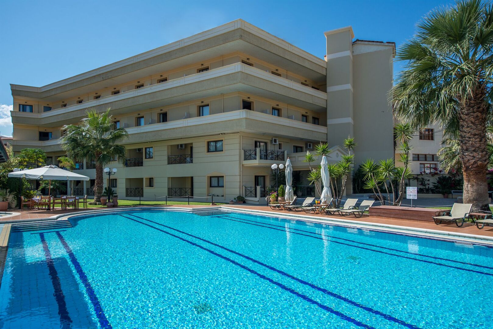 Mirtilos Studios & Apartments