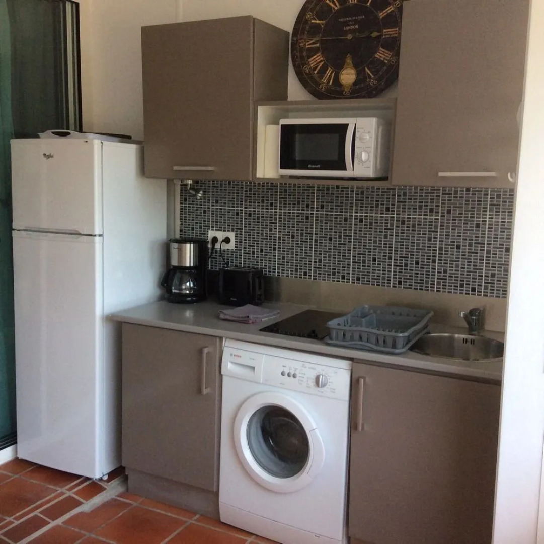 Ti. Maanga vue mer et pieds dans l'eau