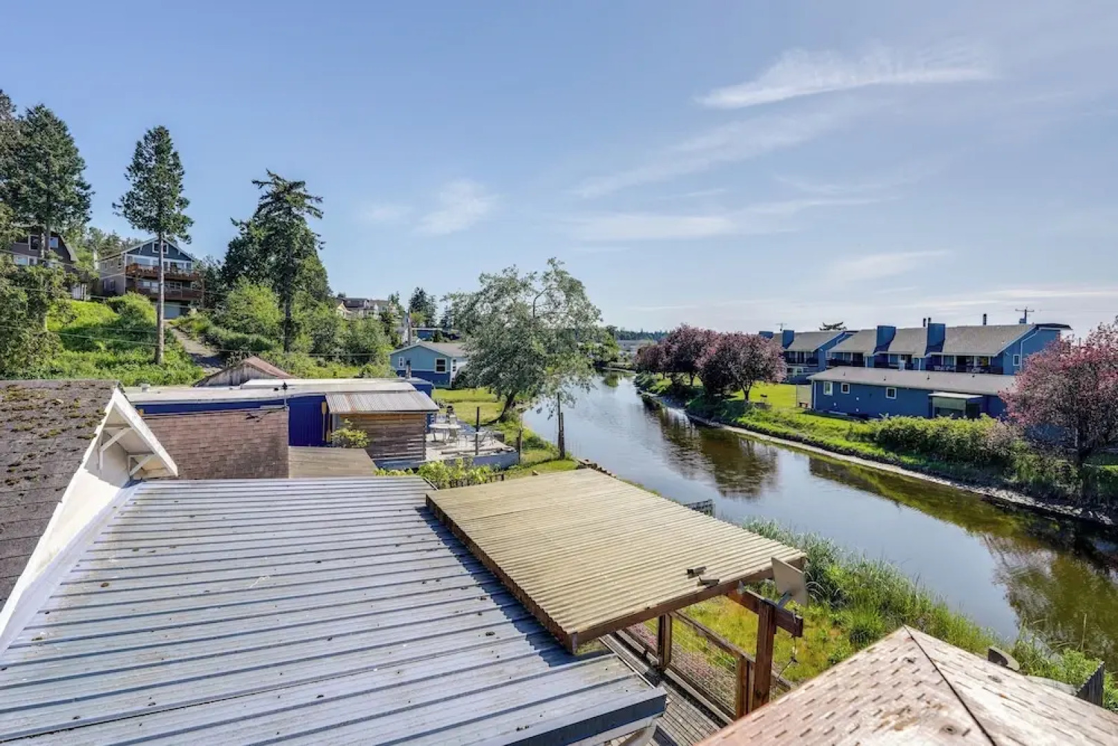 Waterfront Birch Bay Rental - Walk to Beach!