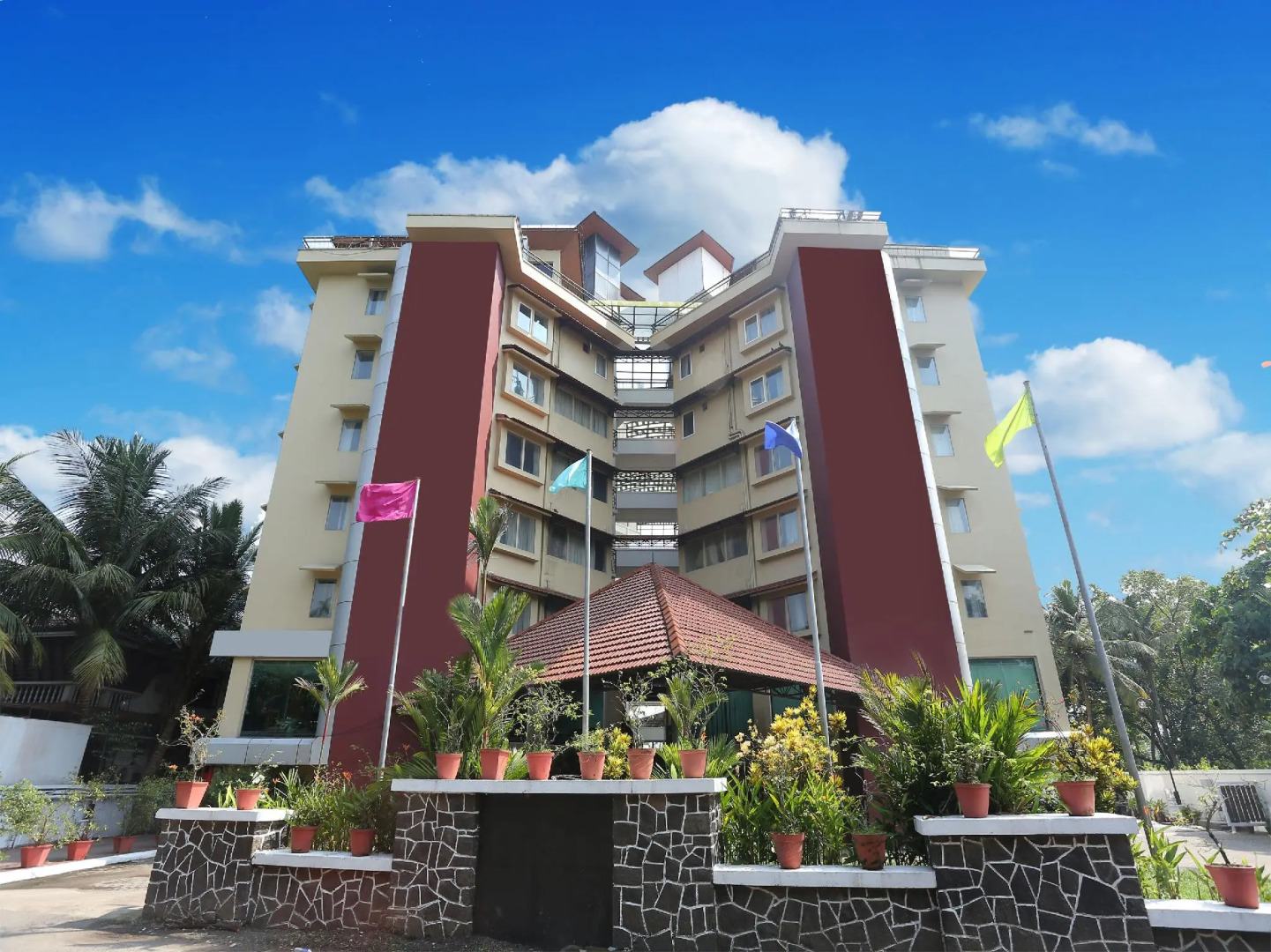 OYO 10719 Mermaid Hotel