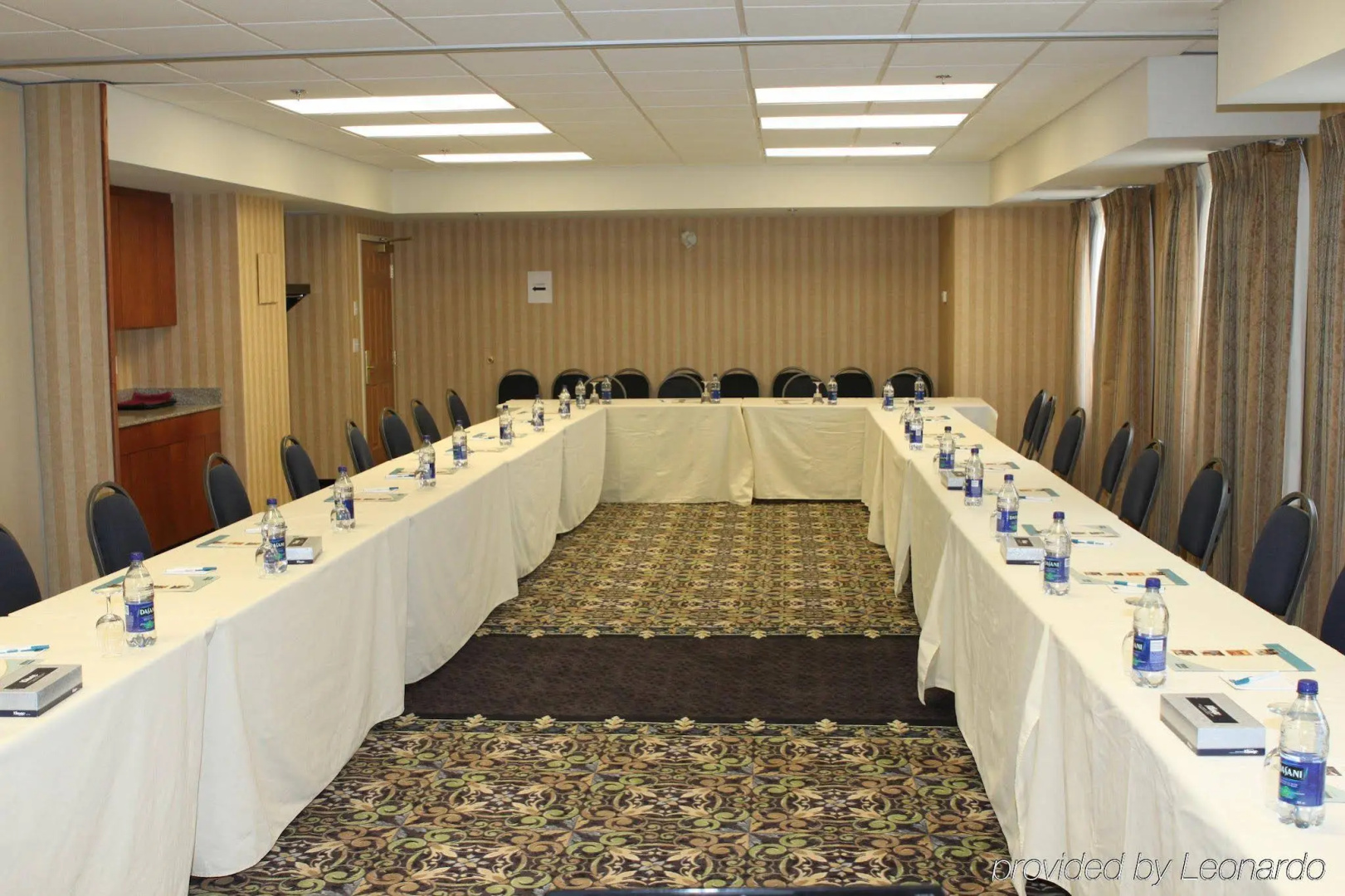 Staybridge Suites Calgary Airport by IHG