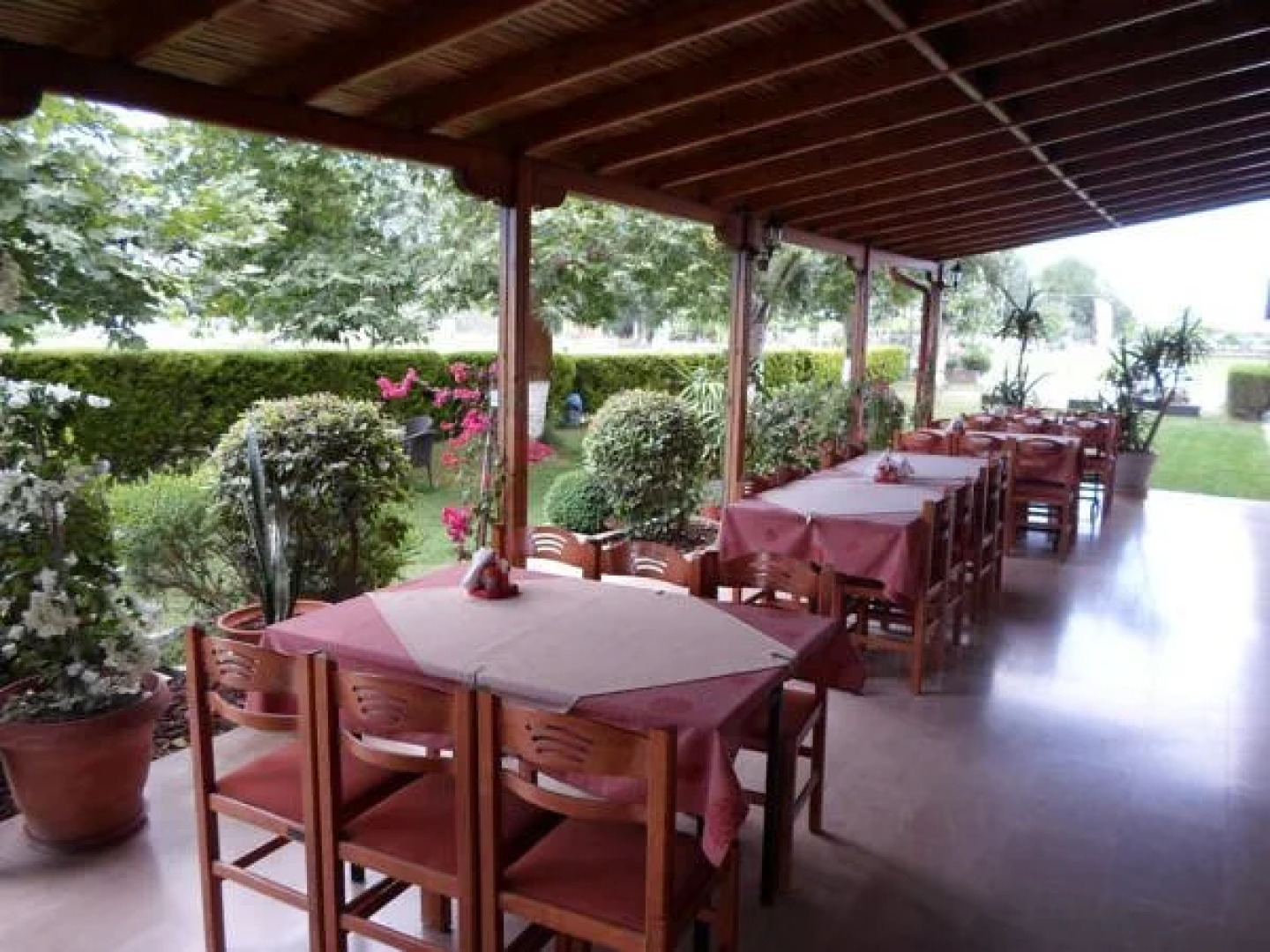 Denis Hotel and Bungalows