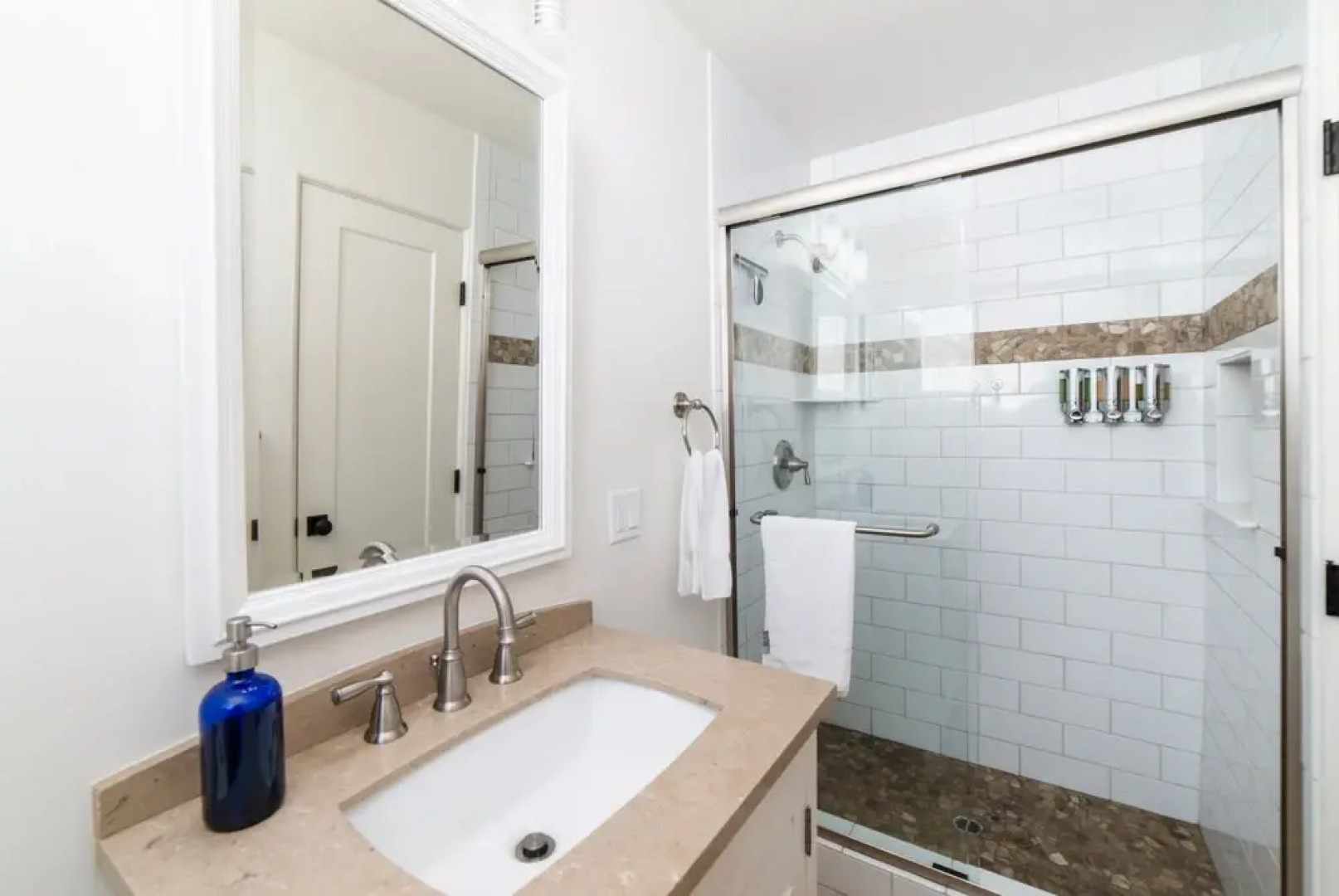 Pacific Villas: Unit 4