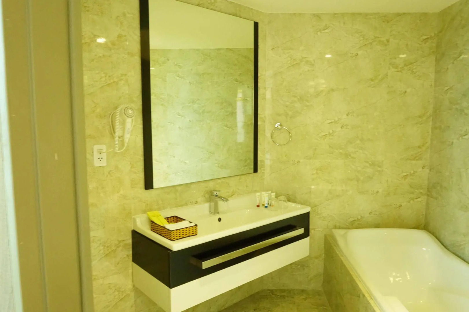 Golden Peak Resort & Spa