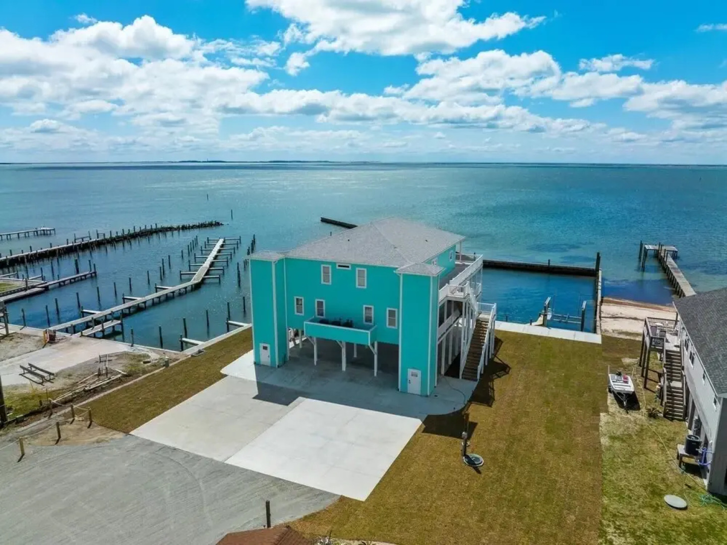 The Cape 3 Bedroom Condo by RedAwning