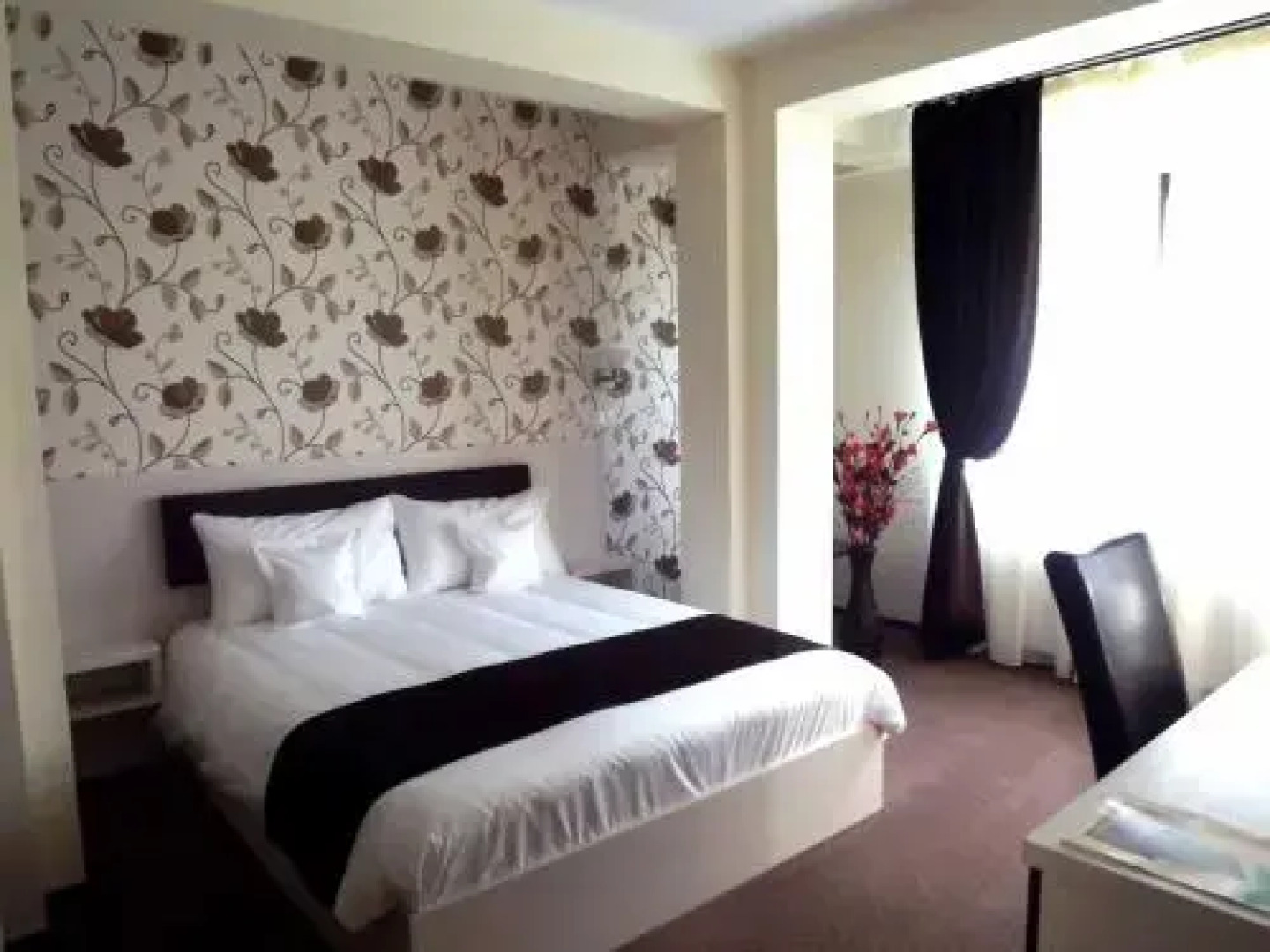 West Plaza Residence