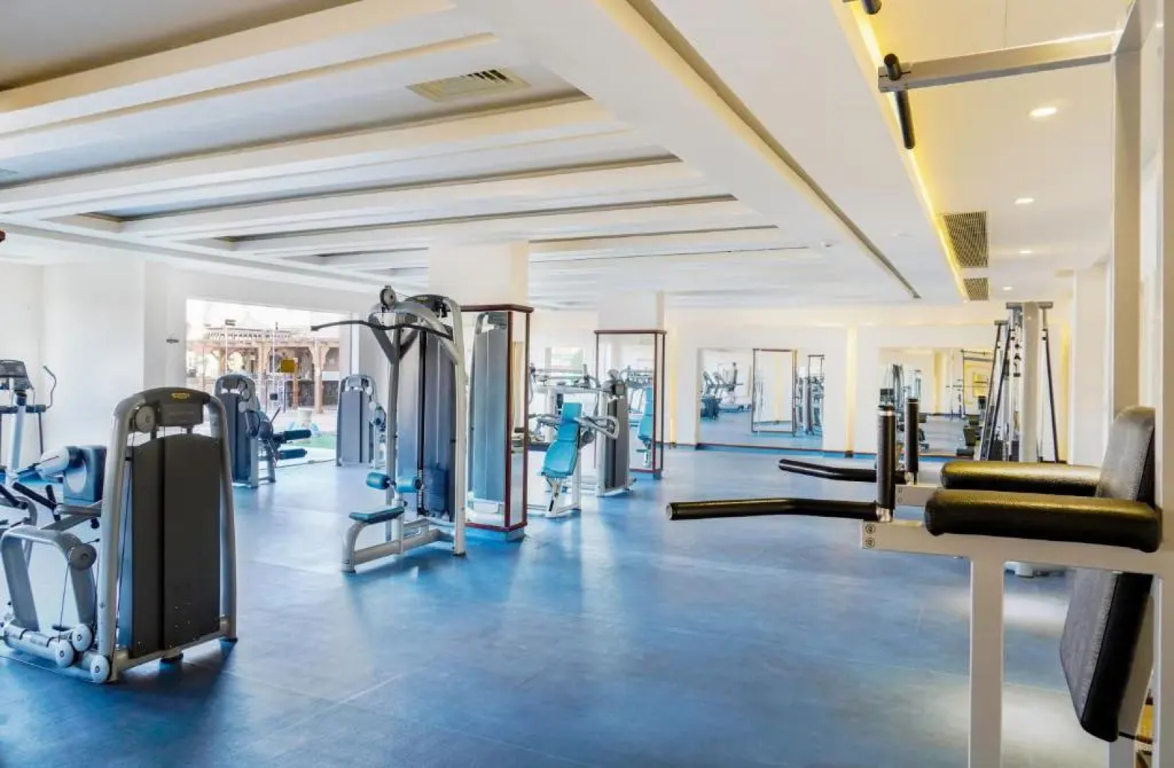 Charmillion Club Aqua Park