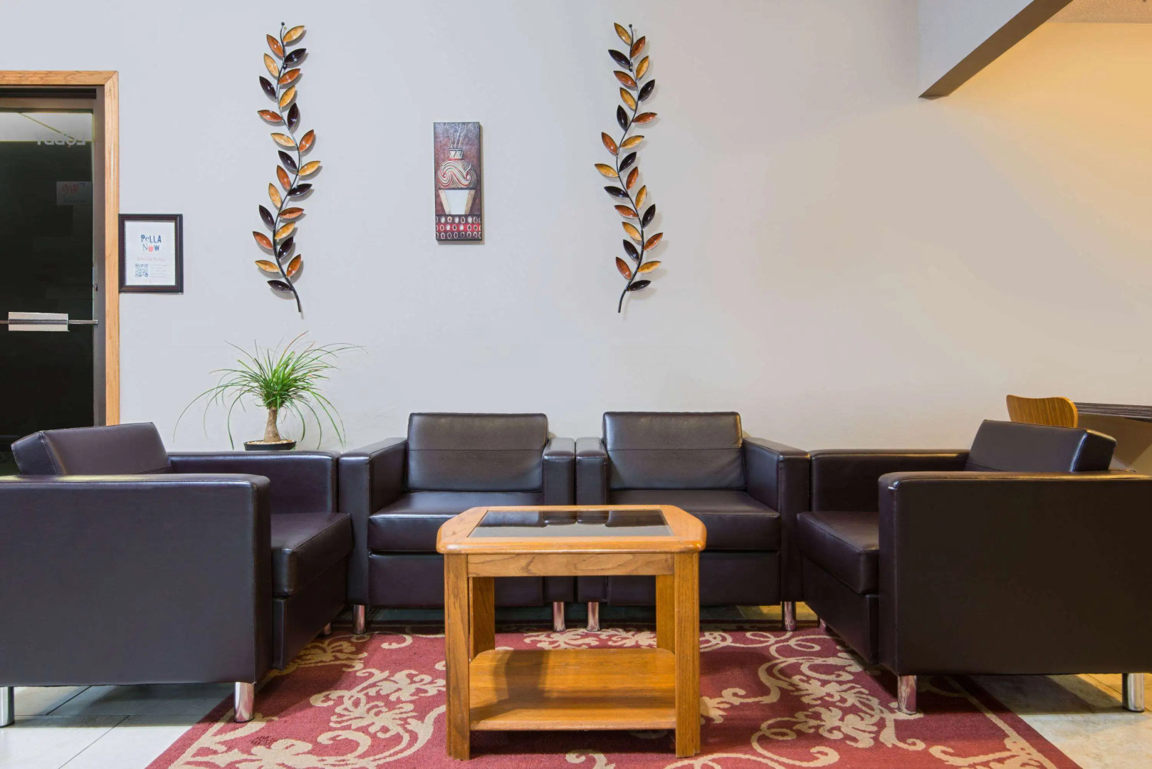 Super 8 by Wyndham Pella